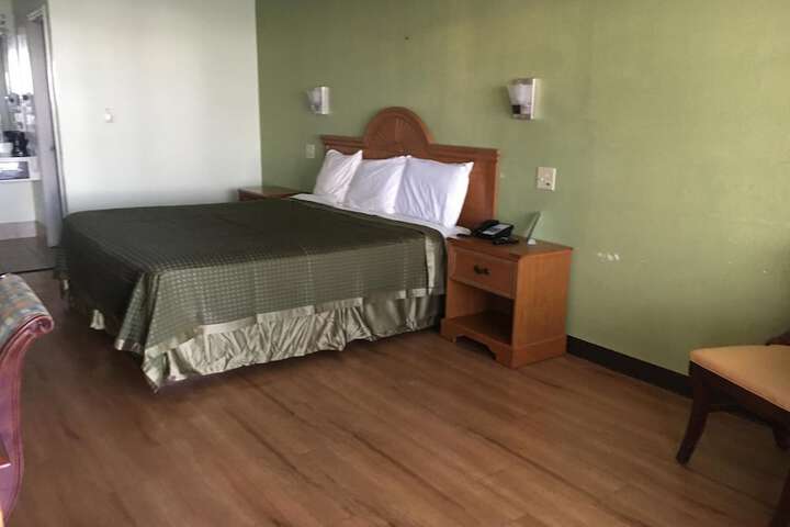 Room 29 of 41