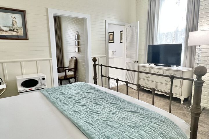 Room 57 of 97