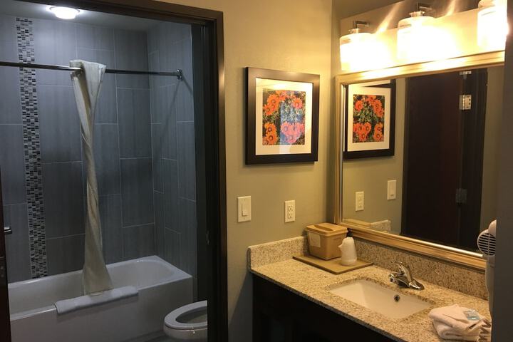 Room 27 of 49