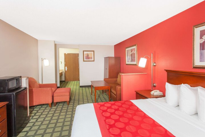 Room 16 of 26
