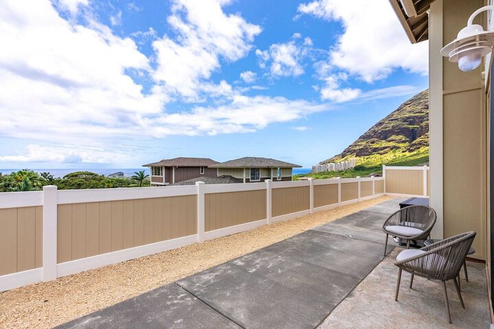 Leale'a by Avantstay Ocean + Mountain Views!