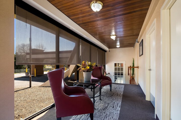 Sundeck 48 of 51