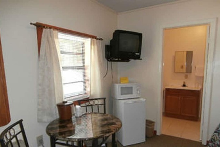 Riverbend Lodging