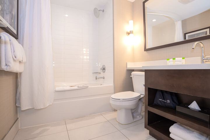 Sandman Hotel Oakville