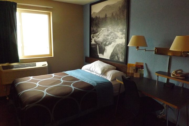 Room 14 of 52