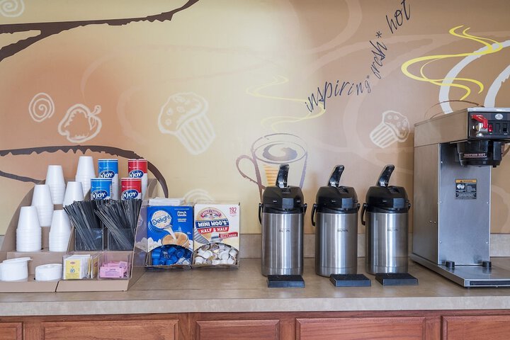 Breakfast/Coffee Service 28 of 28