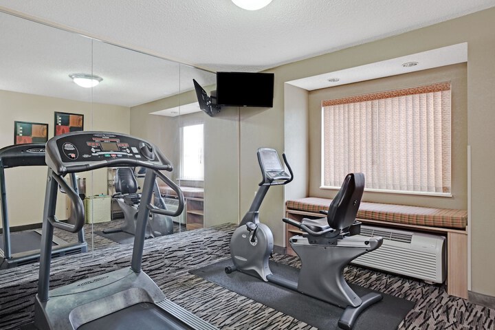 Microtel Inn & Suites by Wyndham Charleston WV