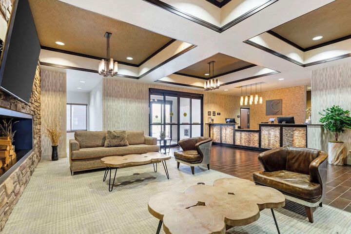 Hotel Interior 19 of 67