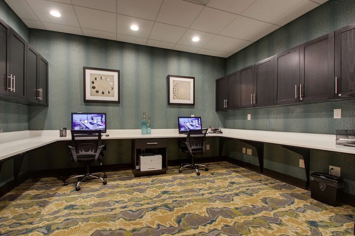 Business Center 72 of 72