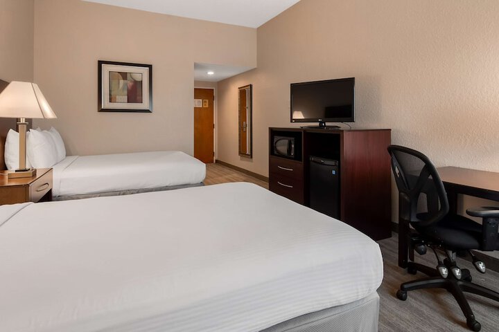 Room 15 of 27
