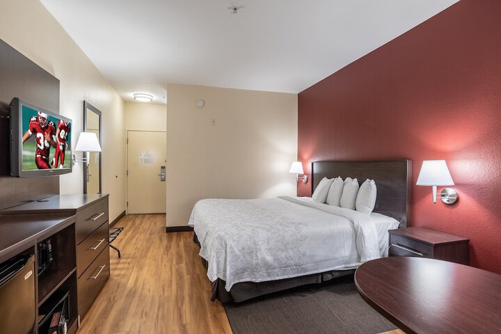 Room 14 of 34