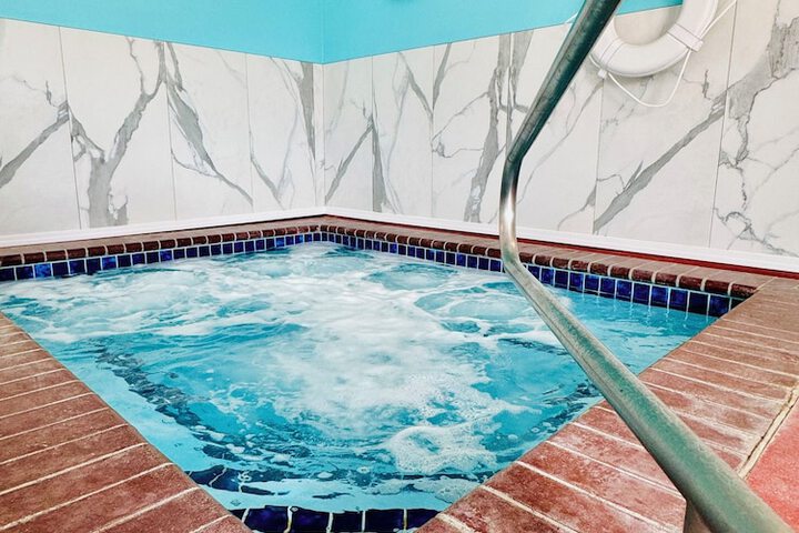 Pool 4 of 36