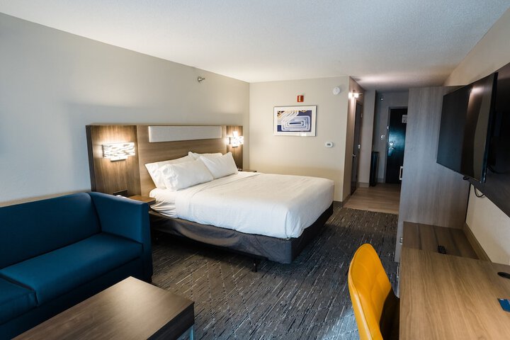Holiday Inn Express & Suites Knoxville-North-I-75 Exit 112 by IHG