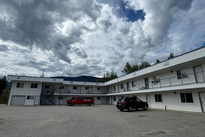 Blue River Motel