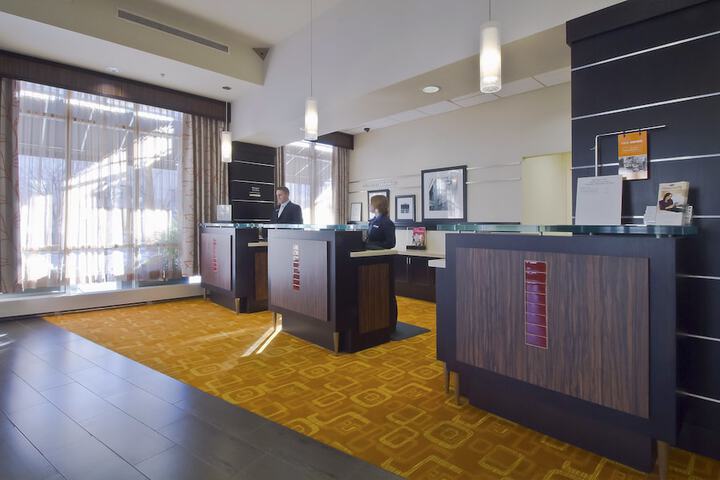 Hampton Inn & Suites Columbus-Downtown