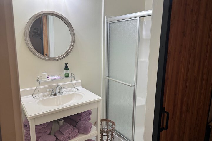 Room 12 of 16