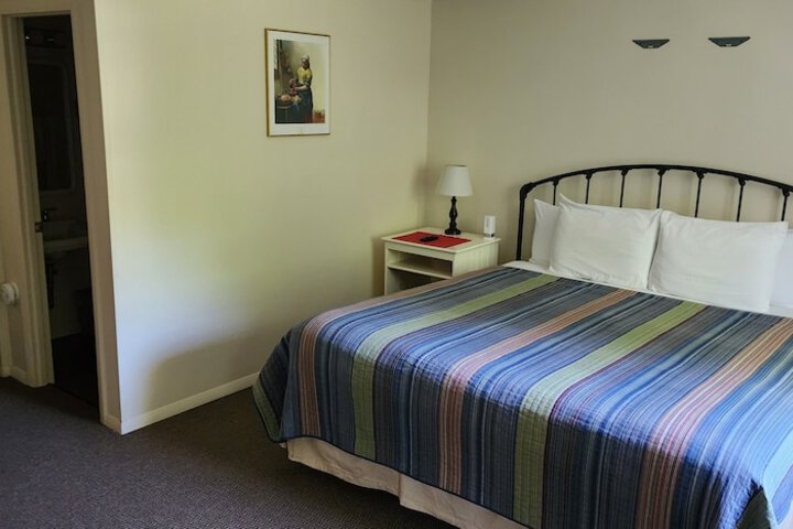 Room 29 of 53