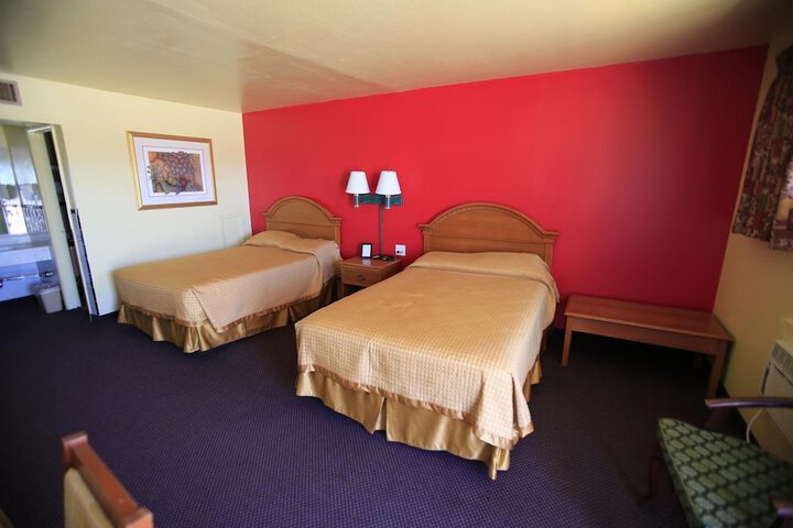 Room 24 of 58