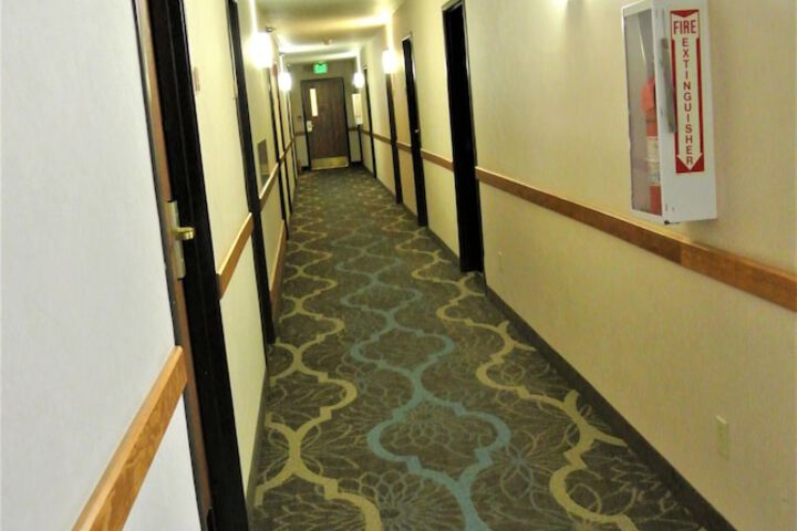Ballroom/Hall 65 of 71