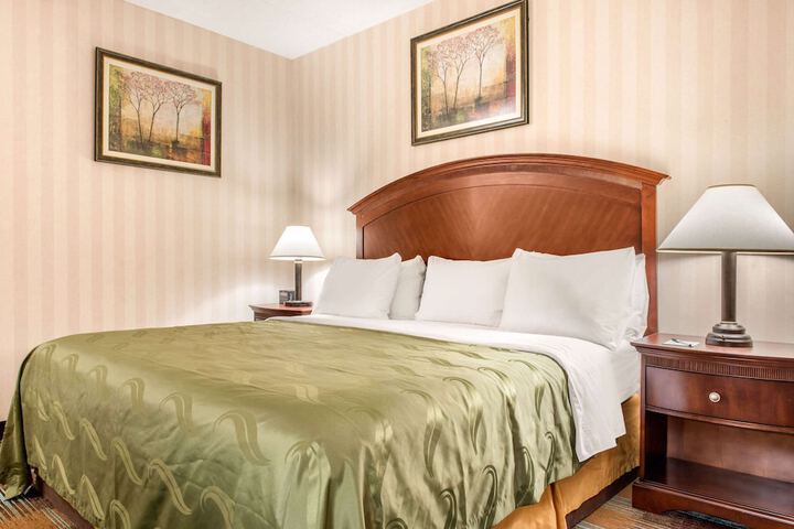 Room 7 of 31