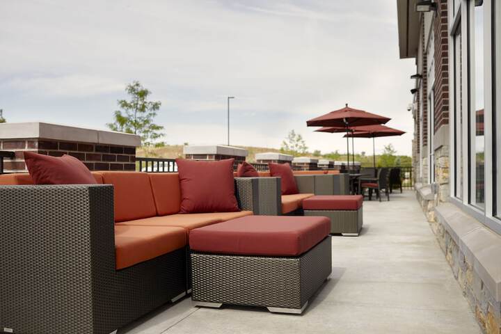 Terrace/Patio 37 of 38