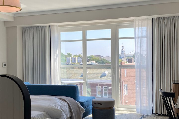 The Brenton Hotel