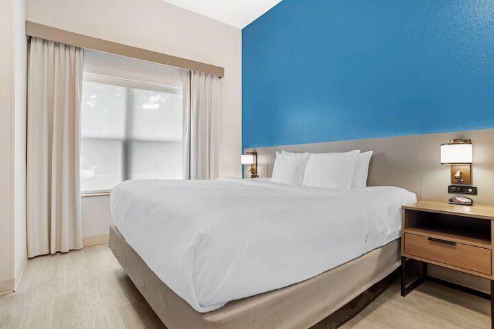 Comfort Inn & Suites Dothan Northside Plaza