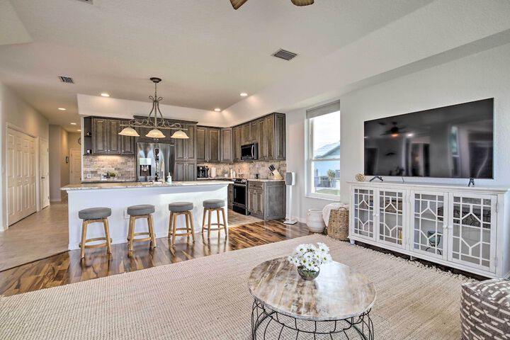 Heated Pool / spa & Dock: Apollo Beach Home on Canal