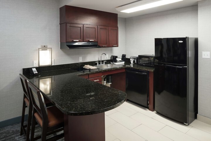Hampton Inn & Suites Memphis-Beale Street