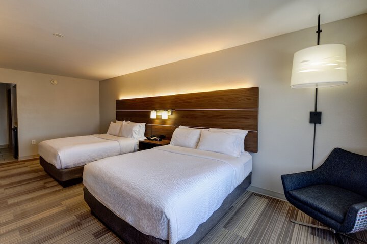 Room 16 of 61