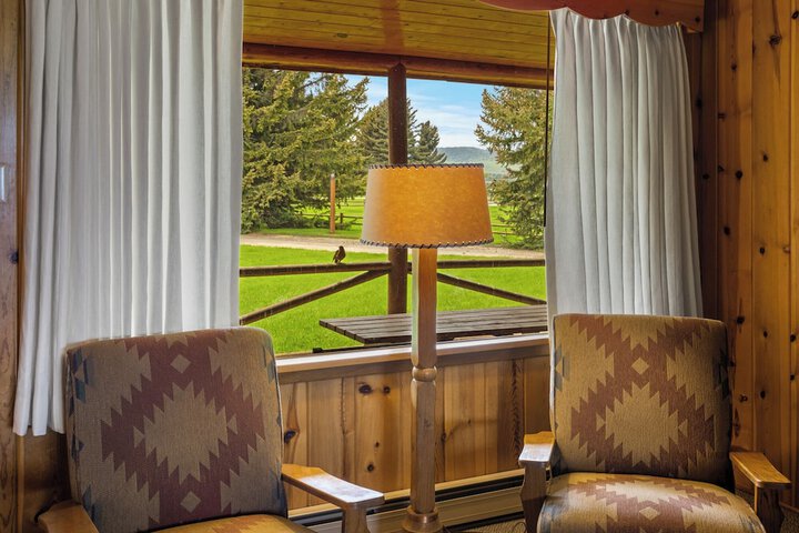 El Western Cabins & Lodges