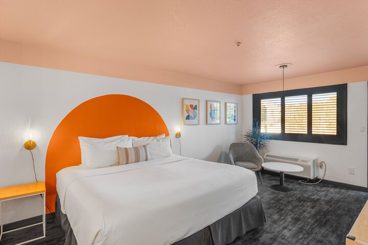 The Sandman Santa Rosa Sonoma an Ascend Collection Hotel