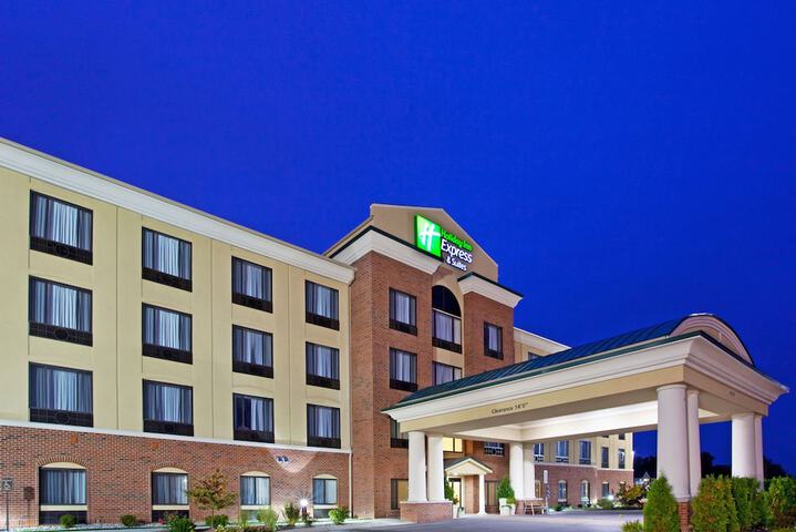 Holiday Inn Express Hotel & Suites Detroit - Utica by IHG