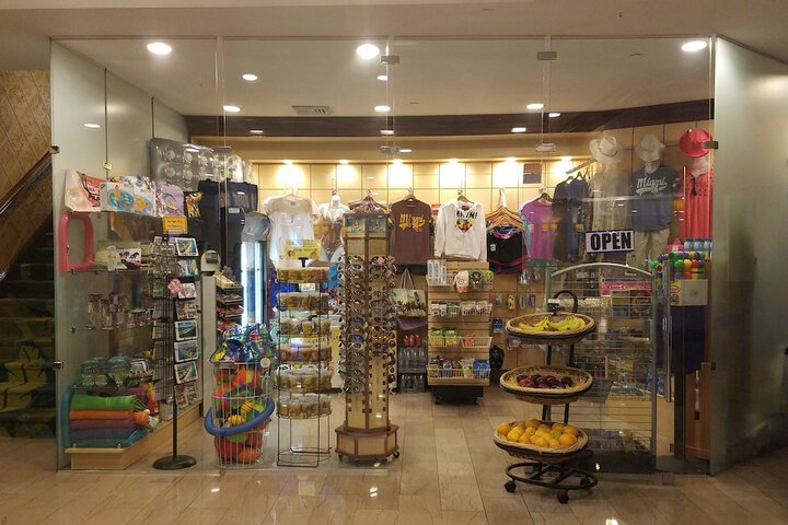 Gift Shop 90 of 94