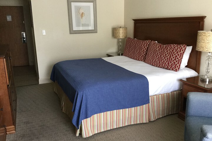 The Avenue Inn and Spa