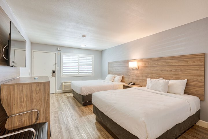 Room 13 of 48