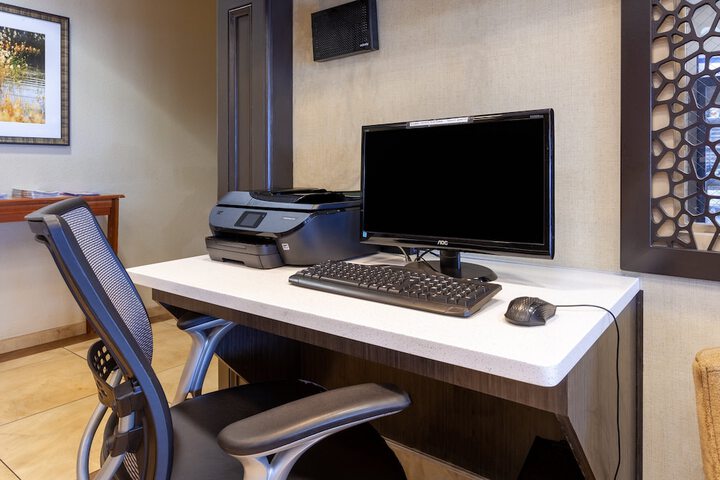 Candlewood Suites West Springfield by IHG