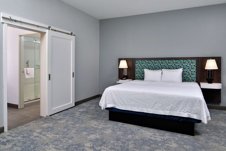 Room 39 of 62