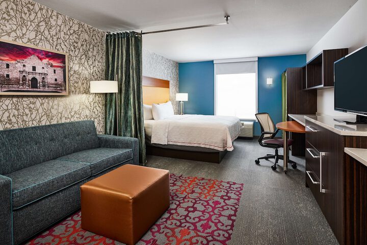 Room 18 of 27