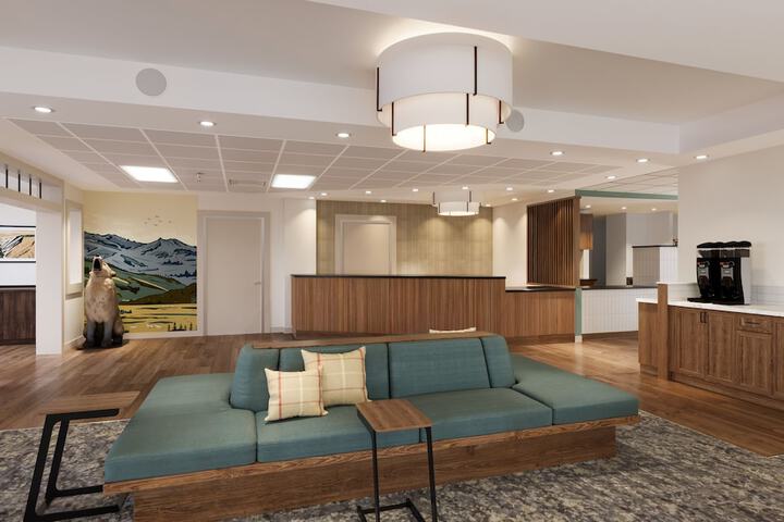 Gray Wolf Inn & Suites