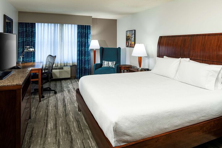 Room 25 of 46