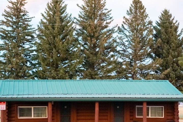 Sportsmans Lodge