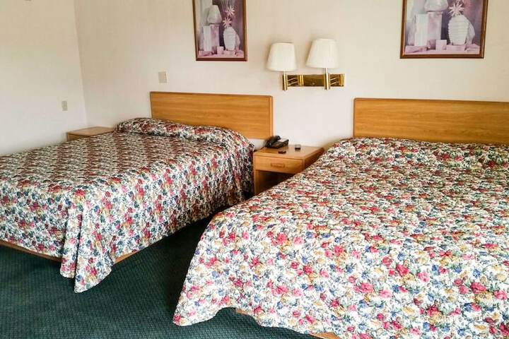 Room 17 of 36