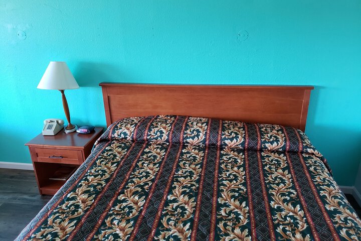 Room 21 of 43
