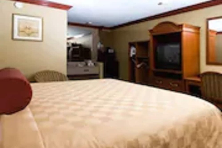 Room 26 of 35