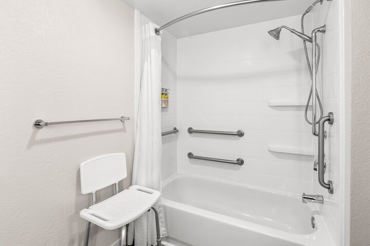 Holiday Inn Express & Suites Greenville-I-85 & Woodruff Rd by IHG
