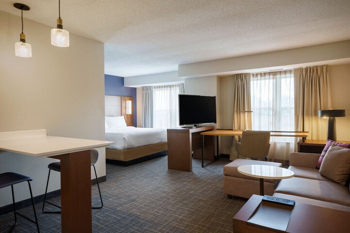 Room 30 of 42