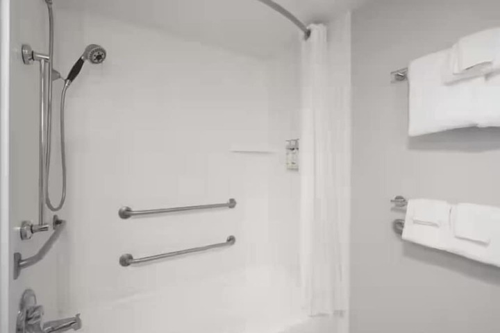 Holiday Inn Express Greenville by IHG