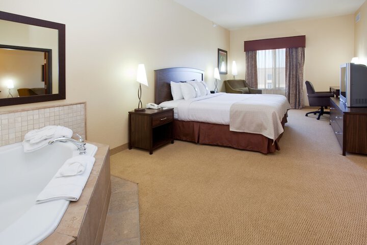 Room 16 of 26