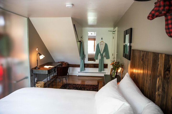 The Woodstocker B & B